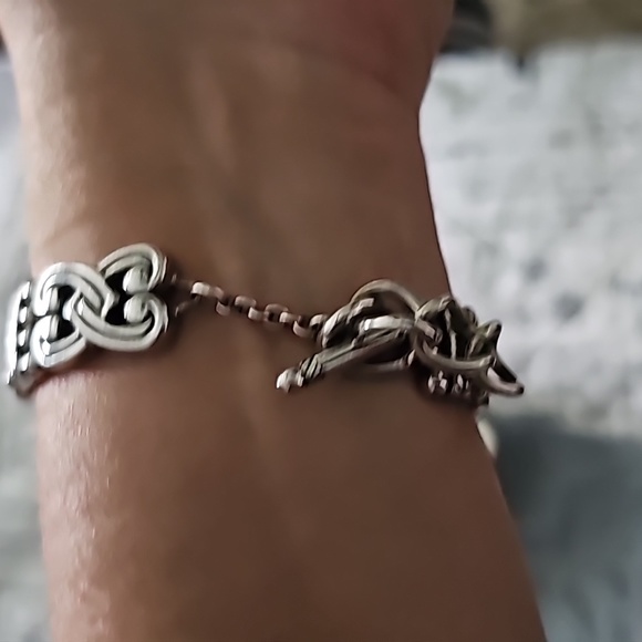 Watch - Picture 5 of 5